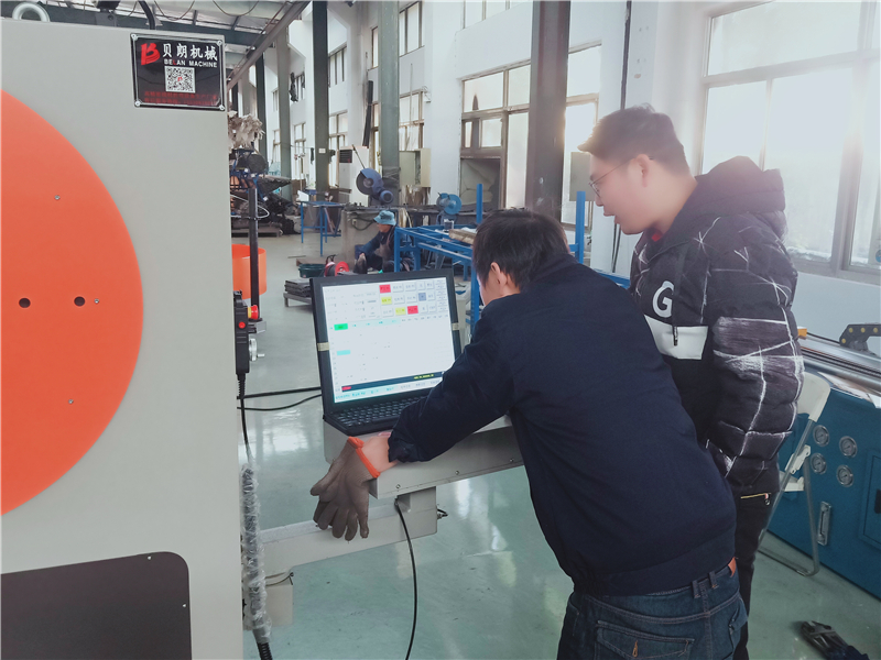 貝朗技術(shù)在客戶(hù)處培訓(xùn)